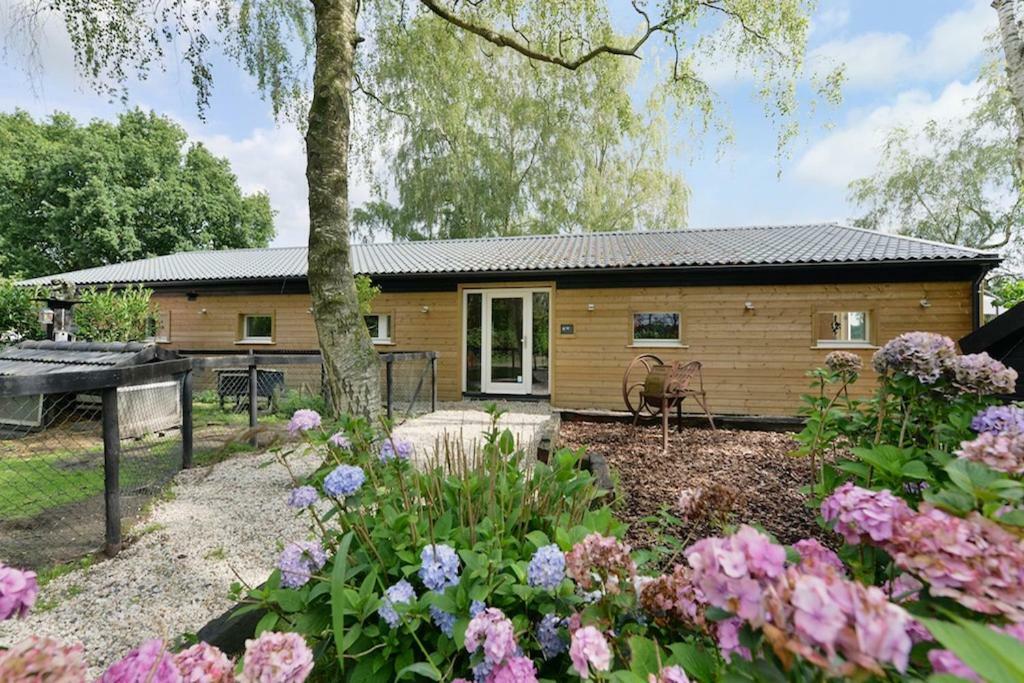 Bed and Breakfast Bos En Beek Ulvenhout Exterior foto